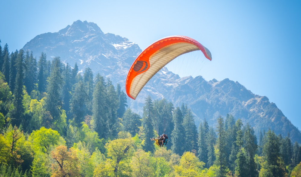 Paragliding-in-Manali